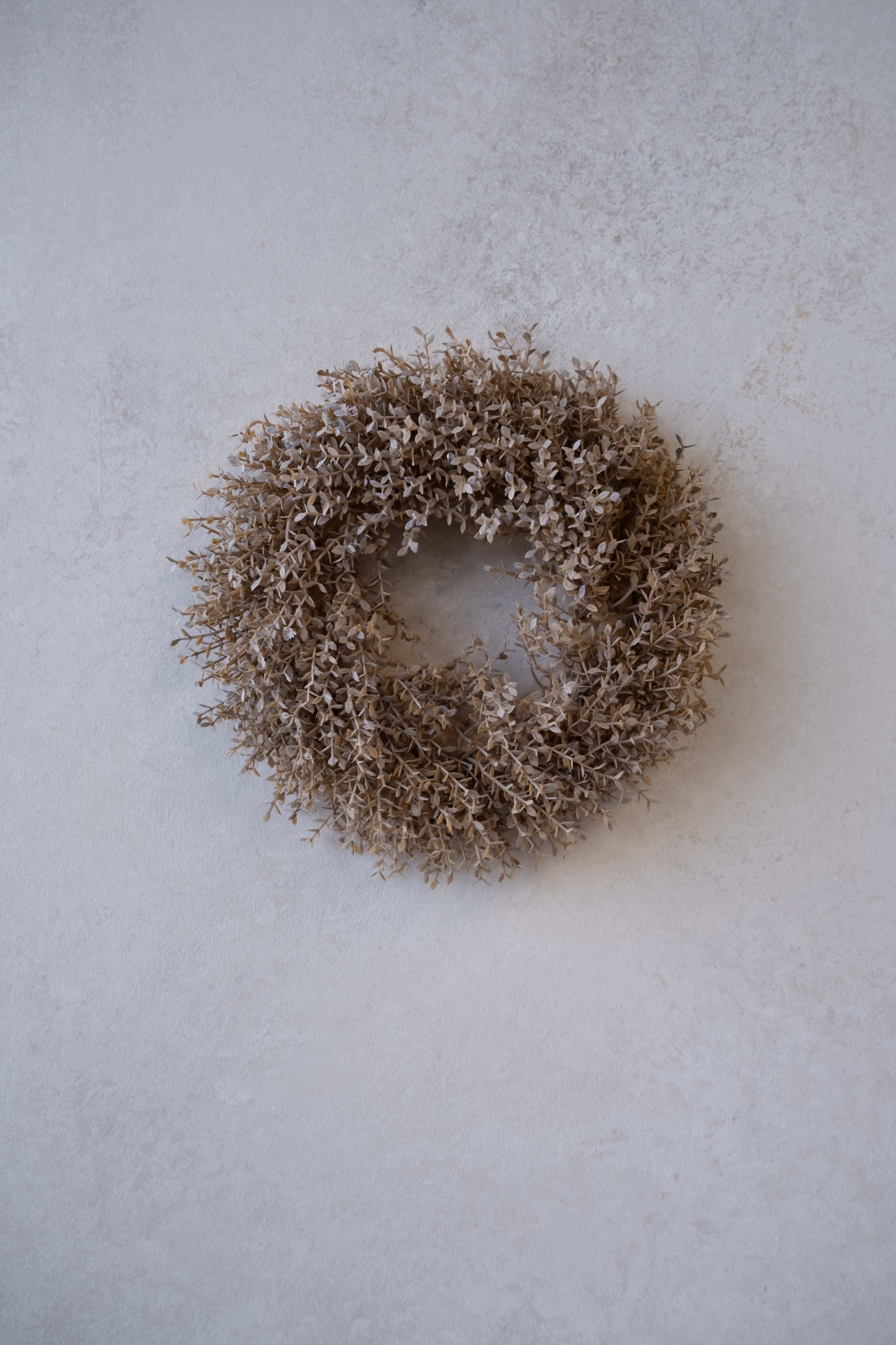 Mini tea leaf wreath brown 27cm